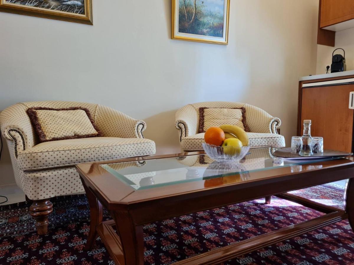 Papastavrou Apartments Kalavryta Esterno foto
